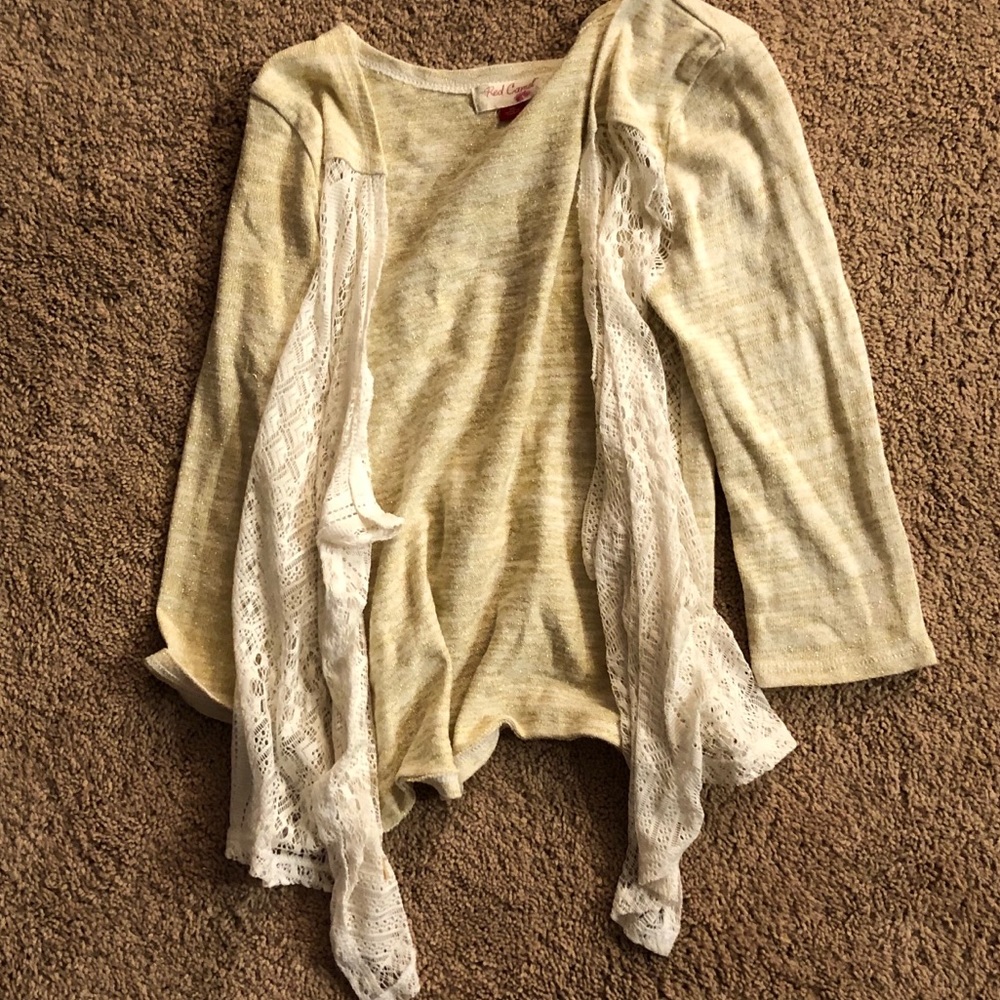Red Camel girl size XL gold and crochet sweater